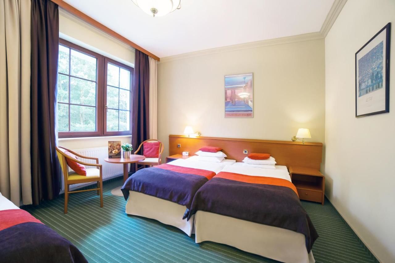 Отель Hotel Korona Park Klewinowo Klewinowo-14