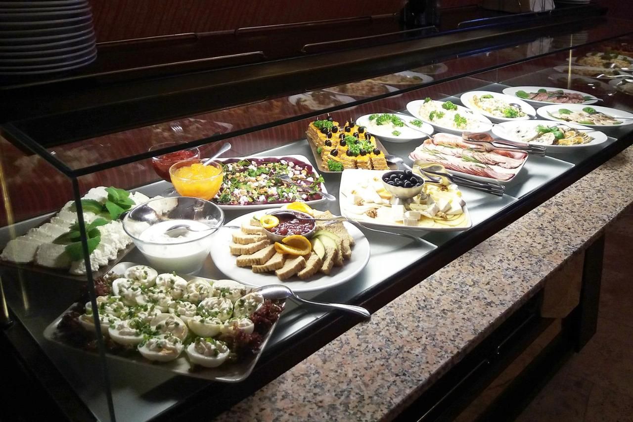 Отель Hotel Korona Park Klewinowo Klewinowo-31