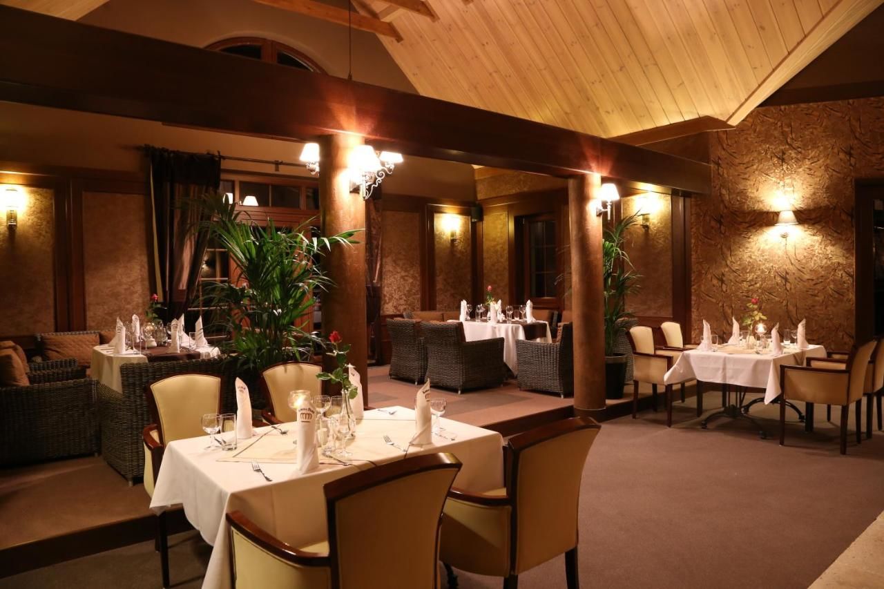 Отель Hotel Korona Park Klewinowo Klewinowo-35