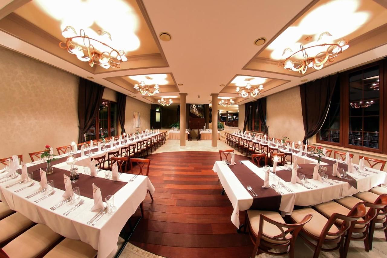 Отель Hotel Korona Park Klewinowo Klewinowo-38